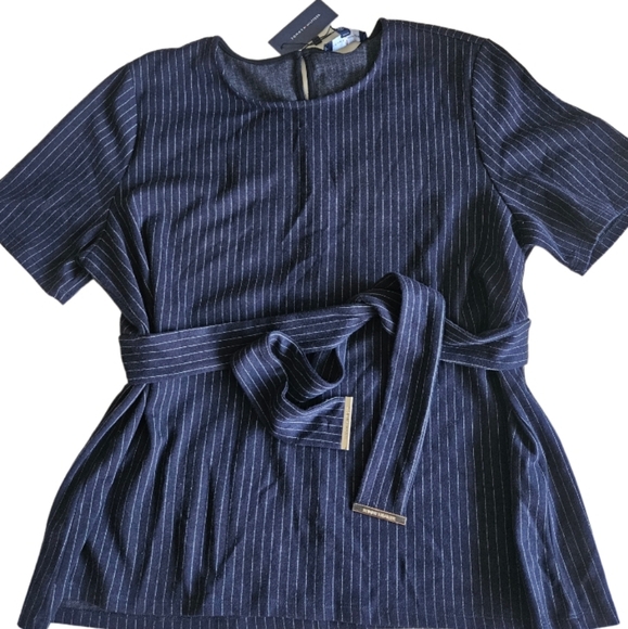 NWT Tommy Hilfiger Navy Blue Striped Belt Tie Top - Picture 5 of 10